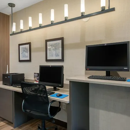Comfort Suites Fort Lauderdale Airport & Cruise Port-3