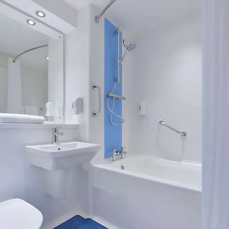 Travelodge Newcastle Airport-3