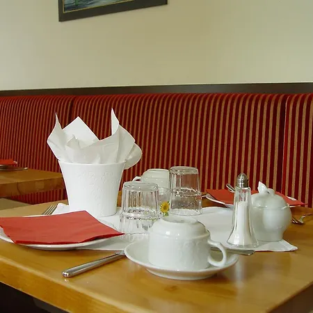 Hotel Altes Hafenhaus-2