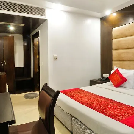 Hotel Benz Int Karol Bagh-3