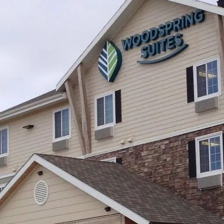 Suburban Studios Watford City-2