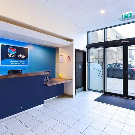 Travelodge Aberdeen Central Justice Mill Lane-2