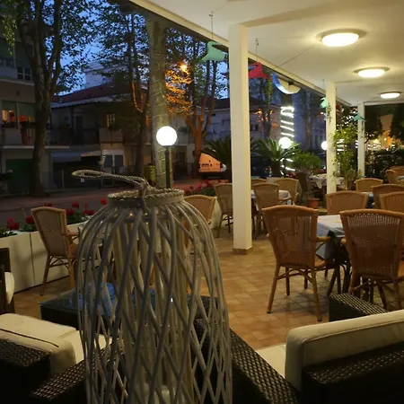 Hotel Busignani-3