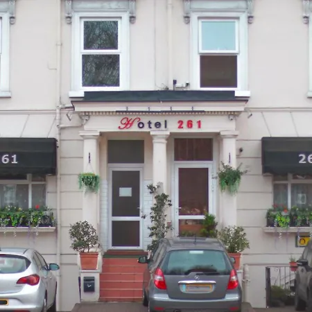 Hotel 261-2