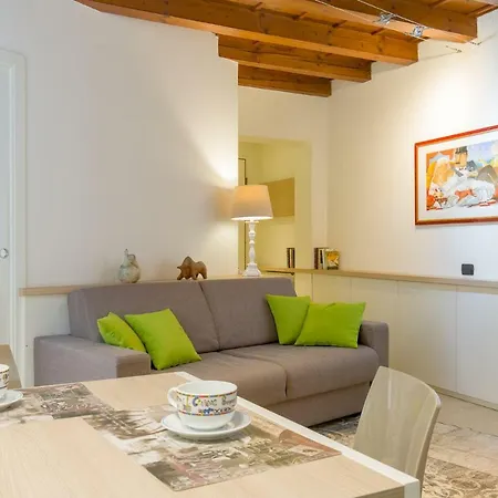 Vecchia Verona Rooms & Apartments-2