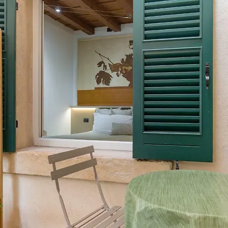 Vecchia Verona Rooms & Apartments-2