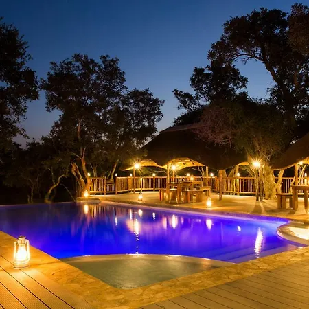 Vuyani River Lodge-3