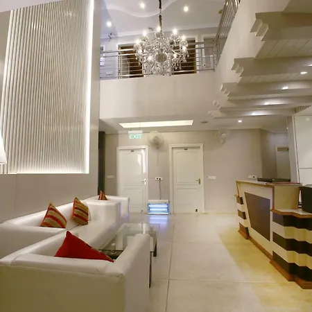 Hotel Diamond Plaza-2