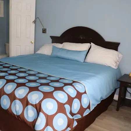 Hitching Post Country Motel-2