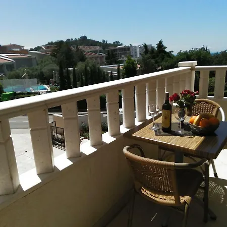 Vila V Lux Apartments-3