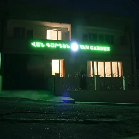 Van Garden-2