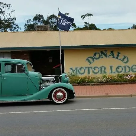 Donald Motor Lodge-3