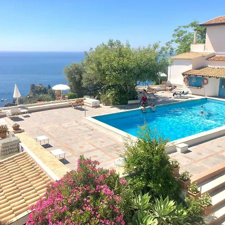 Residence Terra Rossa Taormina-3