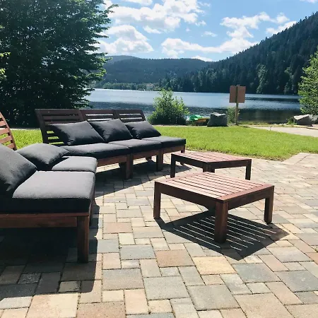 Le Chalet au bord du lac-3