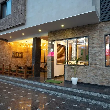 Hotel Gems Inn-2