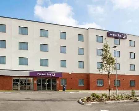 Premier Inn Gosport-2
