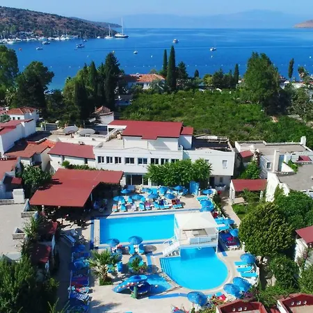 Summer Garden Suites Beach Hotel-3