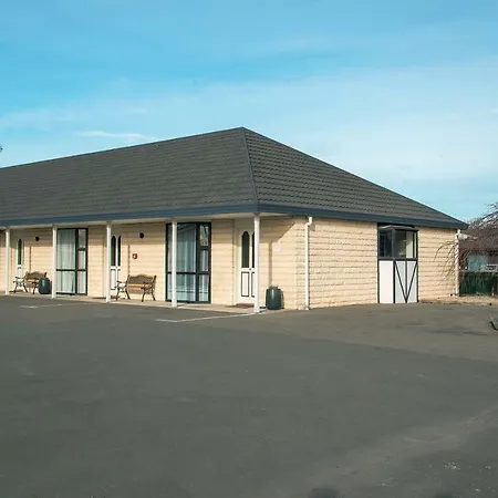 Coronation Park Motels-3