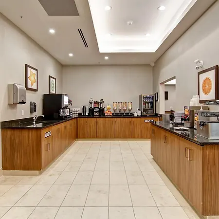 Canalta Hotel Kindersley-3