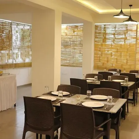 Emerald Vista Luxury Suites-3