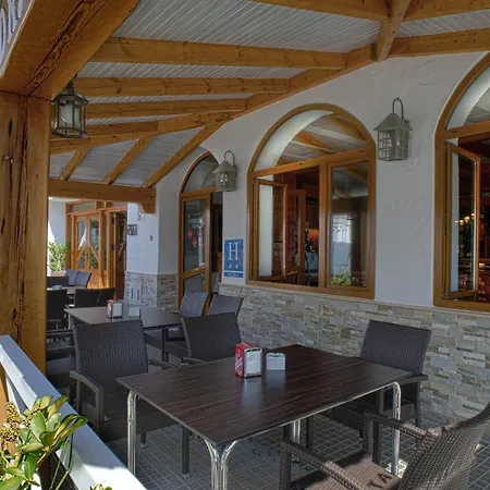 Hotel Almadraba-3