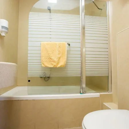 Ginot Yam Hotel-2