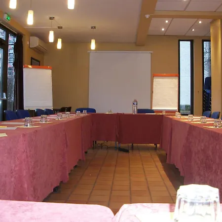 Central Hotel-2