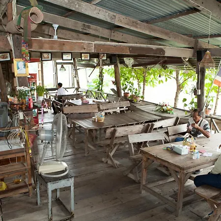 บ้านอากง ริเวอร์ไซด์ โฮมสเตย์-2