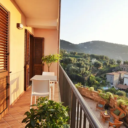 Lemon Flats Sorrento-3