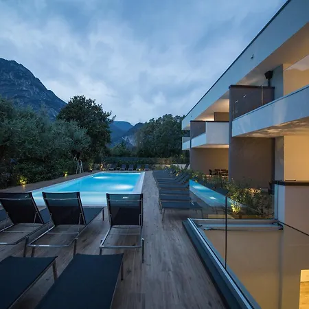 Riva Lake Lodge-2