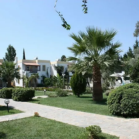 Toloman Bitezpark Apartments-3