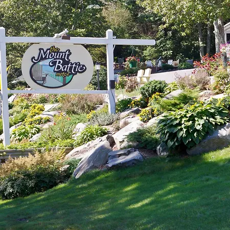 Mount Battie Inn-3