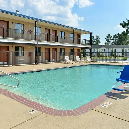 Americas Best Value Inn Kinder-3