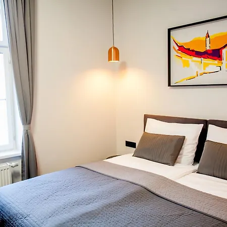 Zagreb City Vibe Apartments & Rooms-2