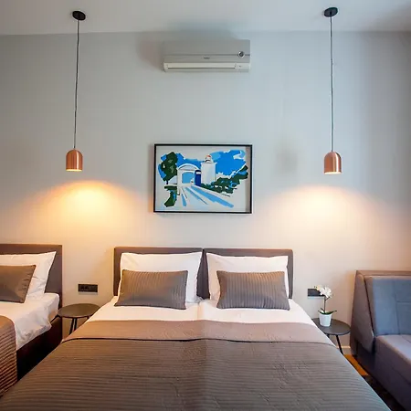 Zagreb City Vibe Apartments & Rooms-2