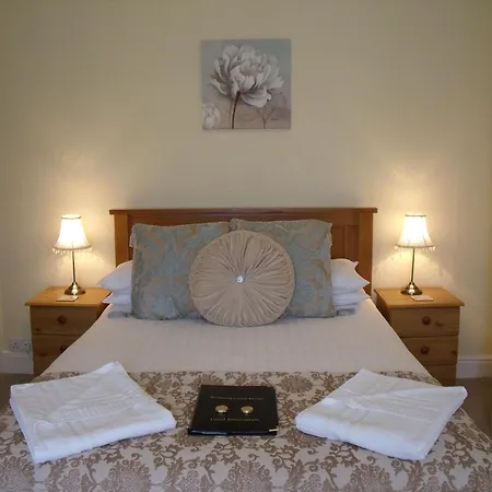 Britannia Guest House-2