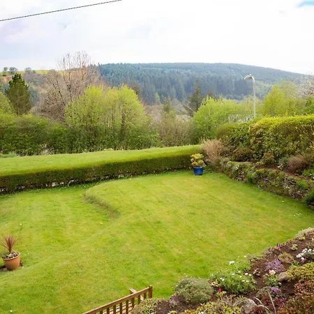 Llwyn Onn Guest House-2