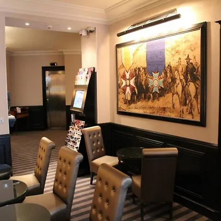 Hotel Saint Cyr Etoile-2