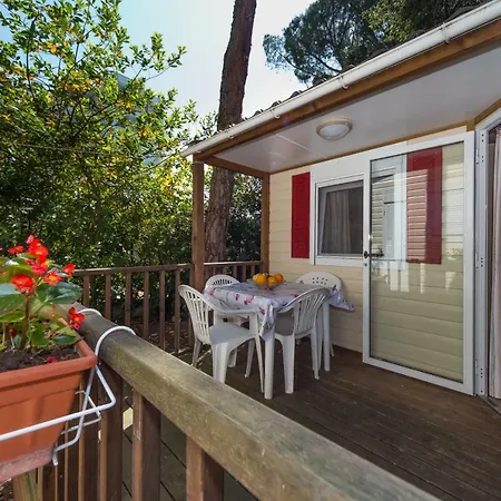 Diana & Josip Mobile Homes-2
