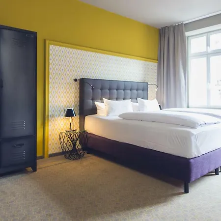 Hotel Goldene Traube - by Neugart-3