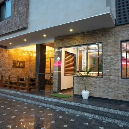 Hotel Gems Inn-3
