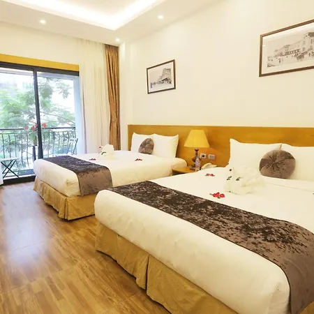 Family Hanoi Hotel-3