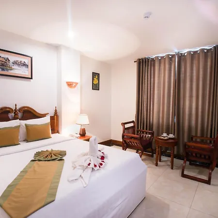Relax Hotel-3
