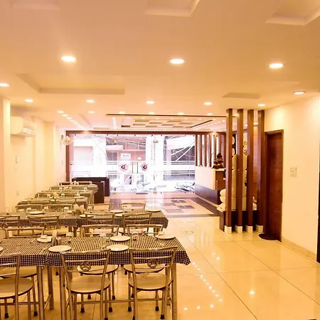 Hotel D S Inn-2