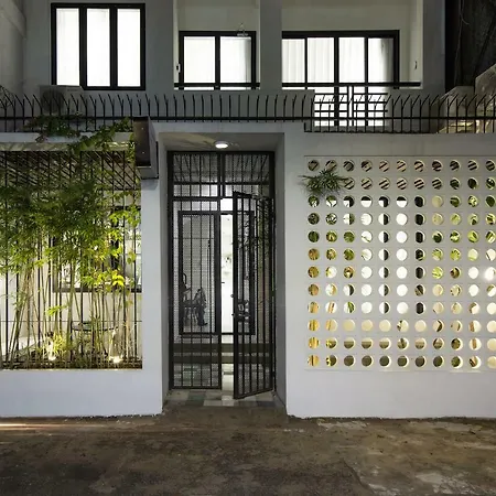 Botanist Lab Minihotel By Circadian-3