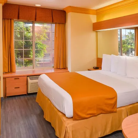 H3 Inn & Suites - Lax Airport - Los Angeles-2