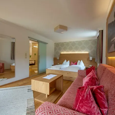 Landhotel Hochlackenhof-3