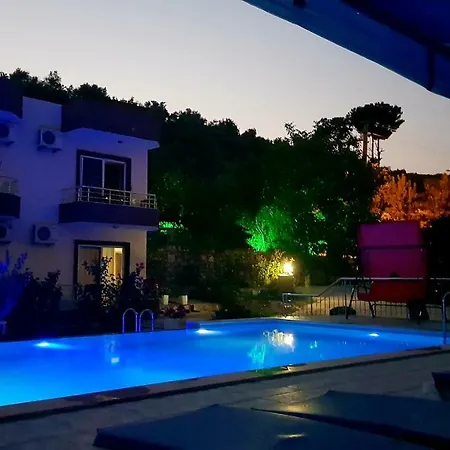 Rose Hotel B&B-2