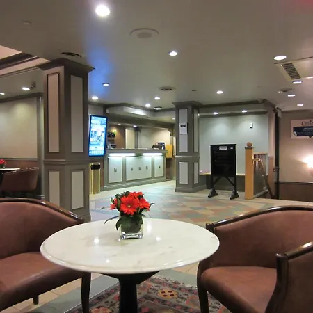 Days Inn By Wyndham Vancouver Downtown-2