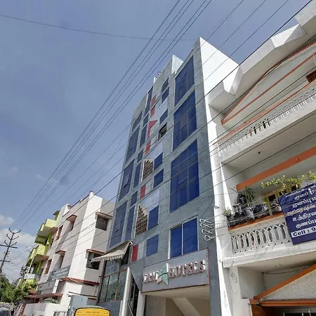Oyo 37951 Lrm Hotels-2